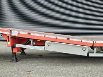 3 x steering axle / hydraulic ramp / hydraulic bed
